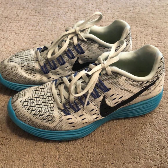 nike running neutral ride soft women's